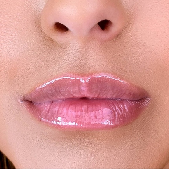 Too Faced Plumped in Paris Extra Strength, Instant & Long Term Lip Plumper - Picture 5 of 7